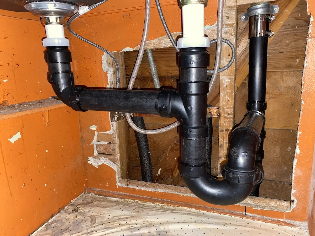 Professional Pipe Bursting equipment and tools on the job in The Crossings